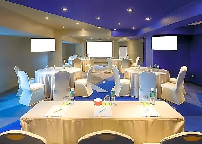Hotel Ibis Styles Khaosan Viengtai 3*